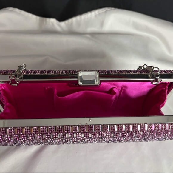 Nina “Rose Mist “ crystal frame clutch - Picture 7 of 8